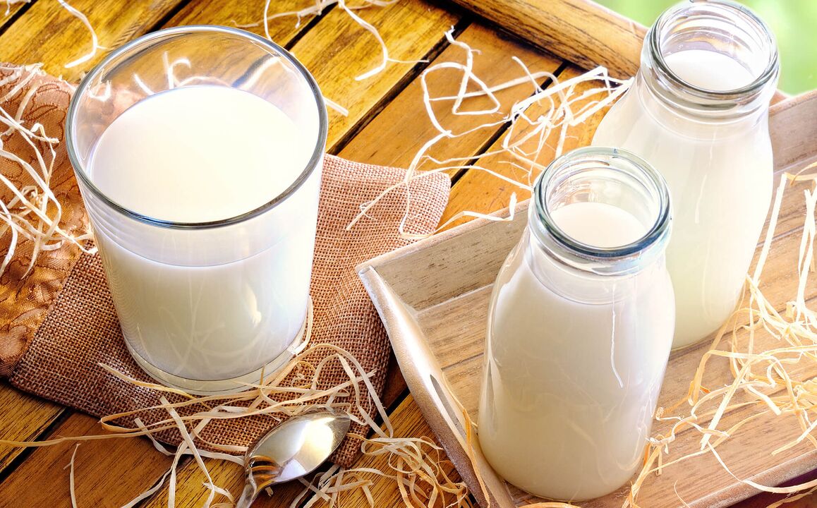 Το κεφίρ είναι ένα υγιεινό ρόφημα γάλακτος που έχει υποστεί ζύμωση για απώλεια βάρους